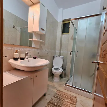 Aria's 3 Apartment Vlore